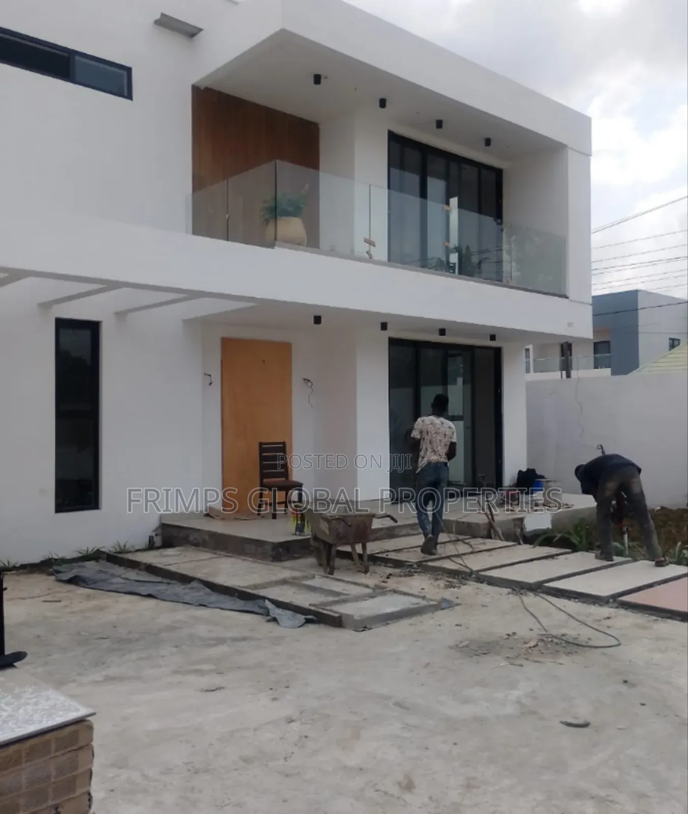 4bdrm House in Airport Residential Area for sale