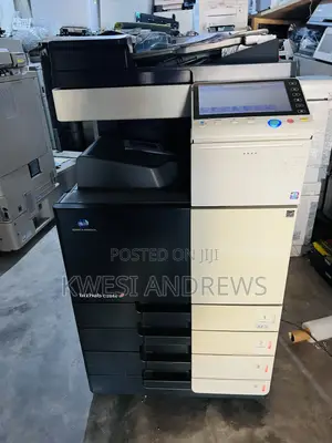 Konica Minolta C284e