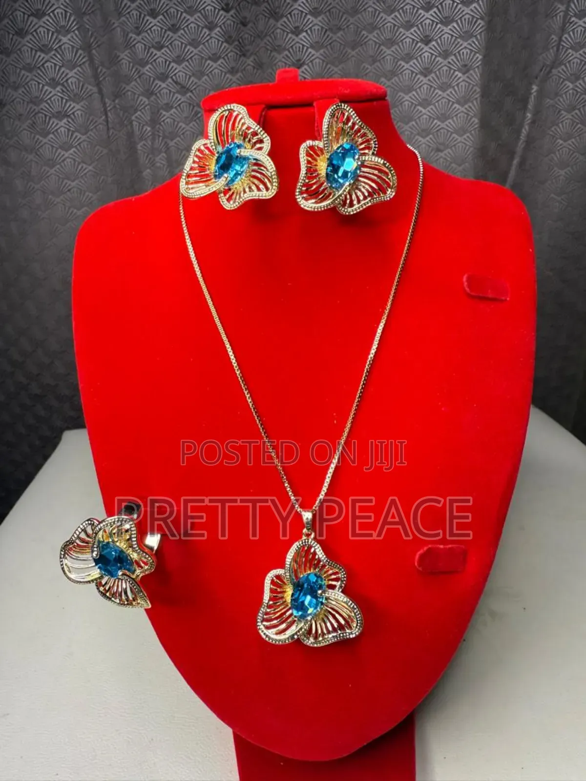 Jewelleries