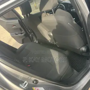Toyota C-HR XLE Prermium FWD (2.0L 4cyl 2AM) 2018 Gray