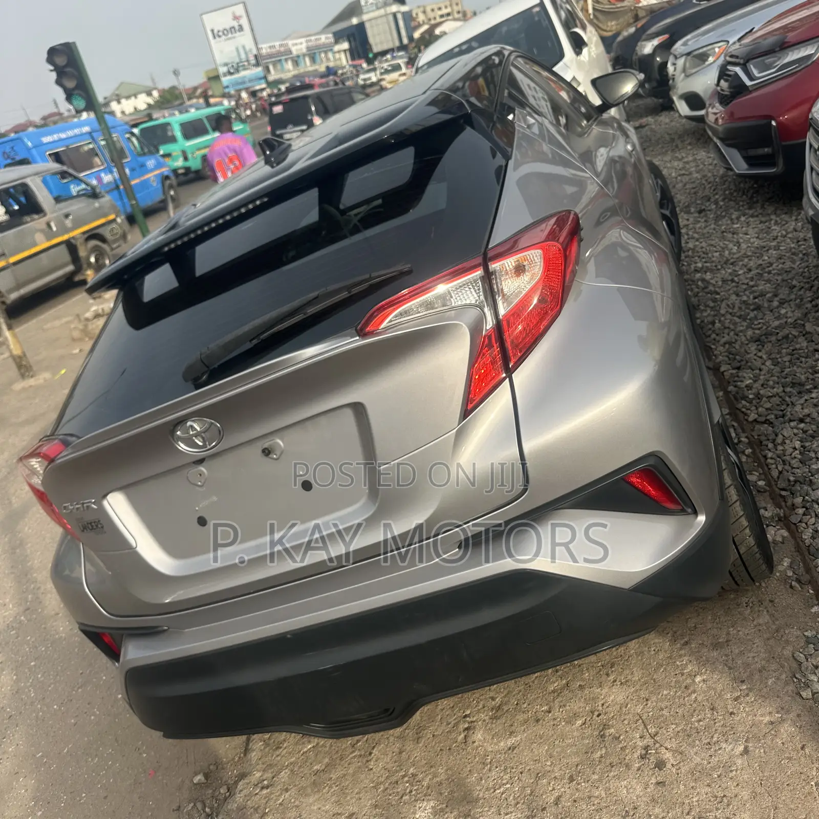 Toyota C-HR XLE Prermium FWD (2.0L 4cyl 2AM) 2018 Gray