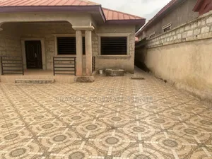 5bdrm House in Jsv Properties, Kumasi Metropolitan for sale