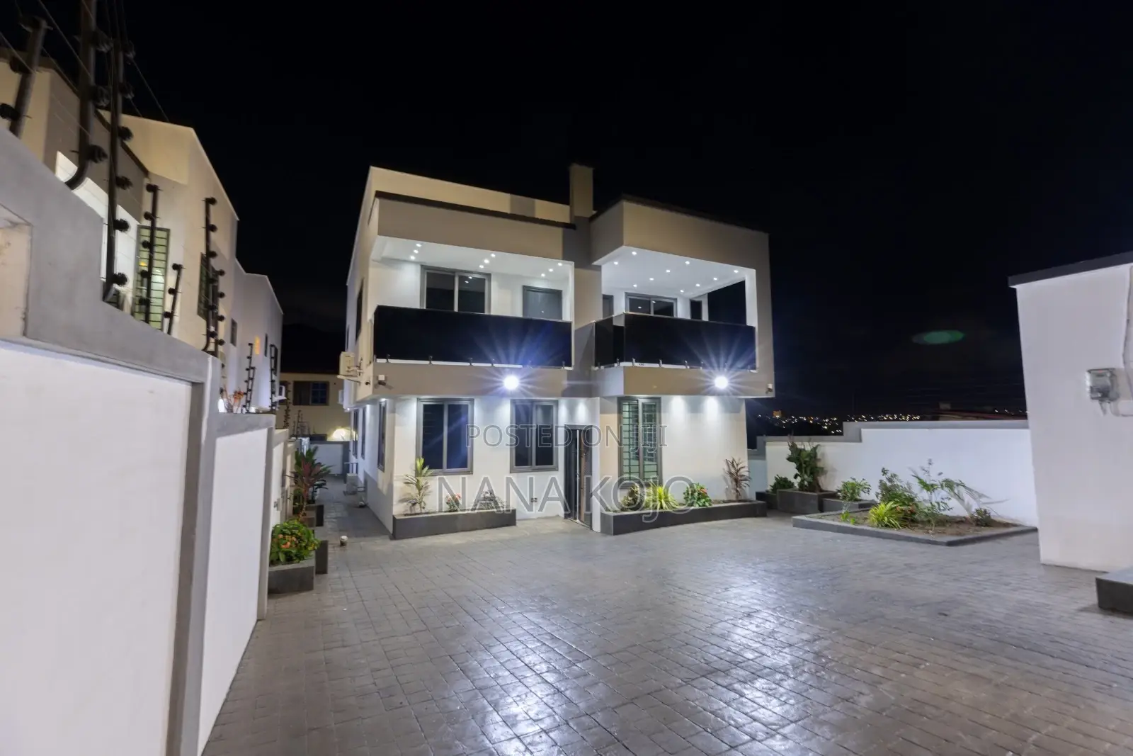 4bdrm House in Linview Homes, Weija for sale