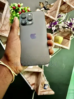 New Apple iPhone 15 Pro Max 256 GB Black