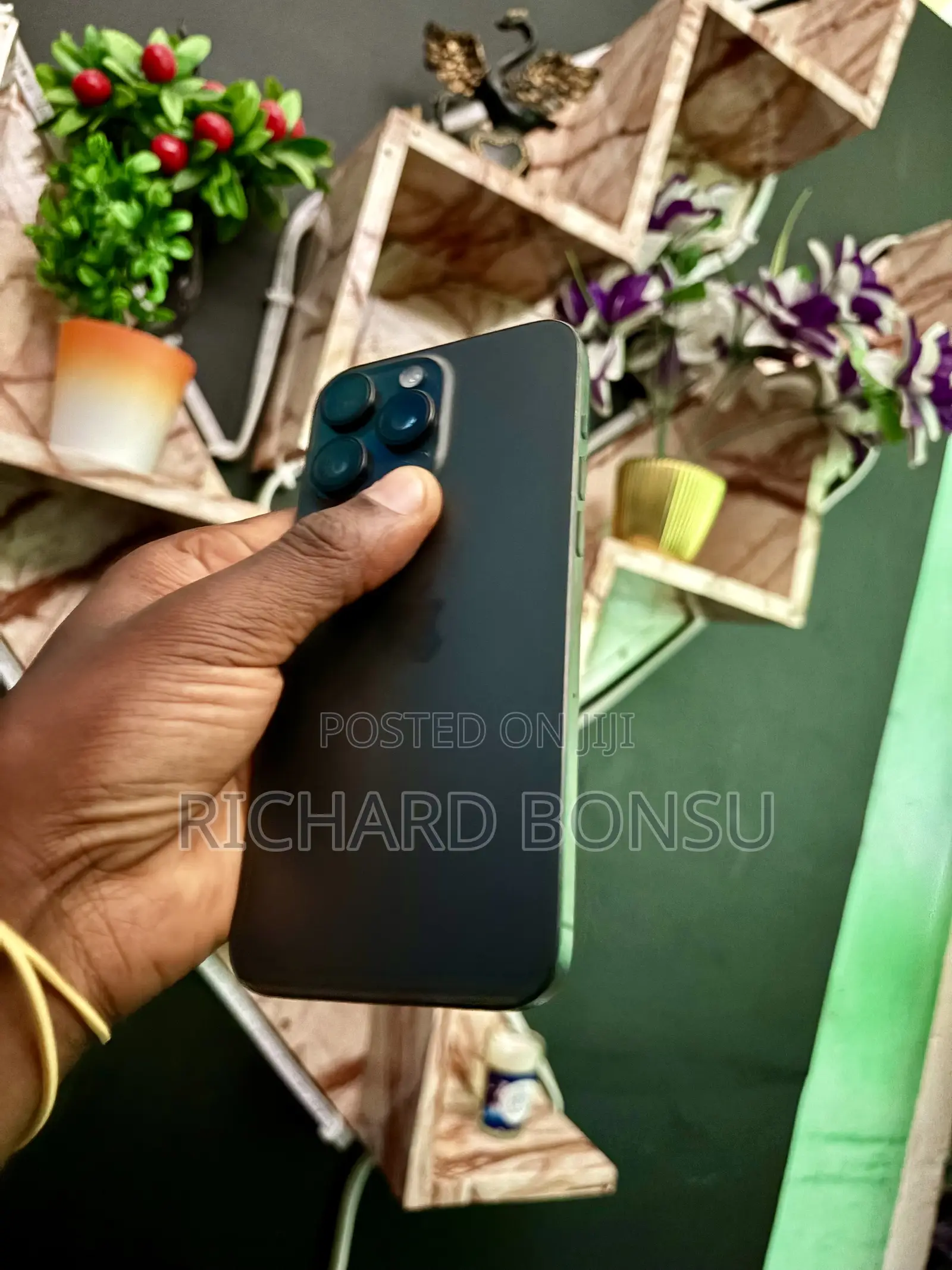 New Apple iPhone 15 Pro Max 256 GB Black