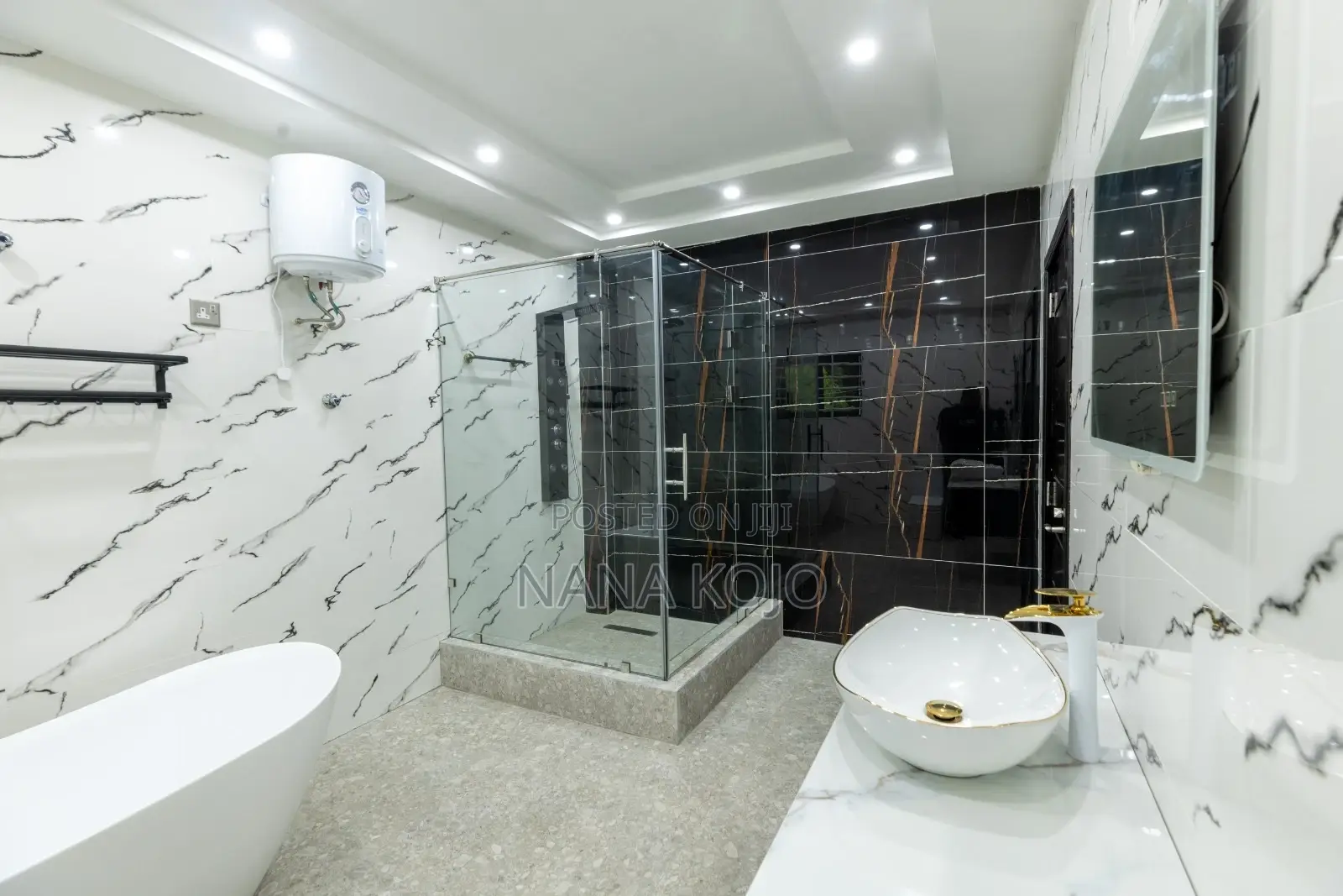 4bdrm House in Linview Homes, Weija for sale