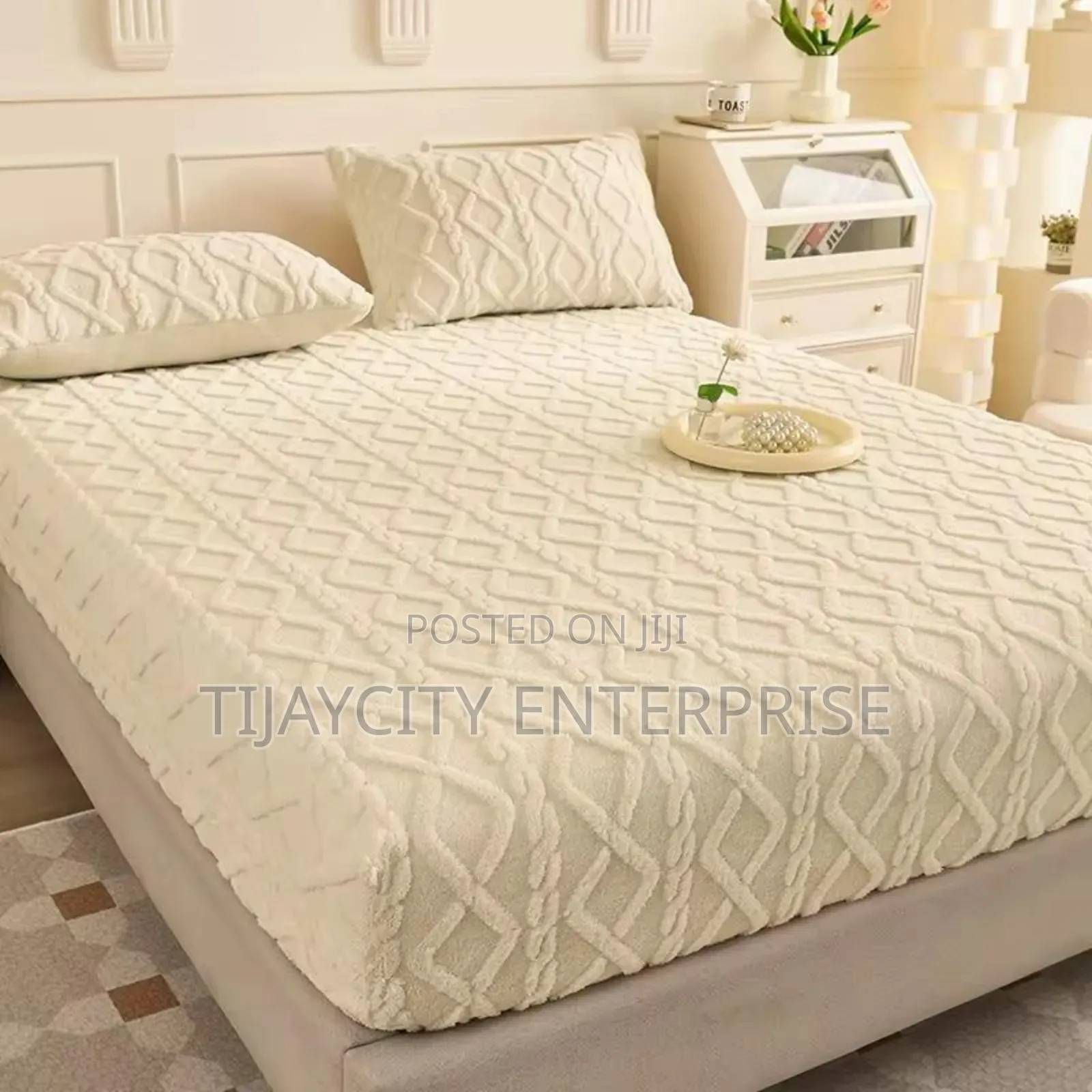 Fluffy Bedcover