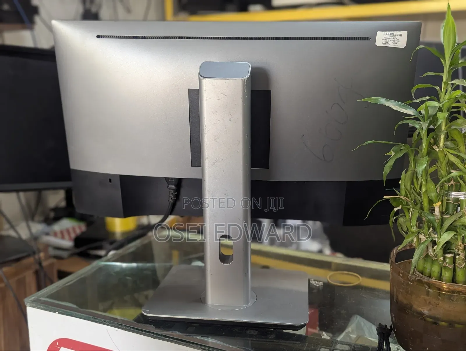 Dell Ultrasharp 24