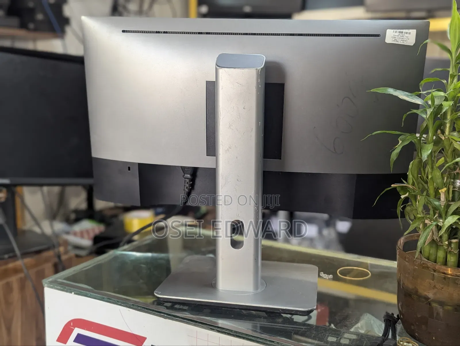 Dell Ultrasharp 24