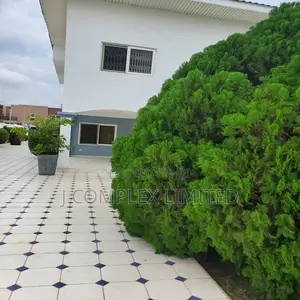 2bdrm Apartment in Trade Fair for rent