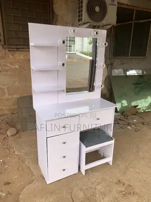 Quality Dressing Mirror