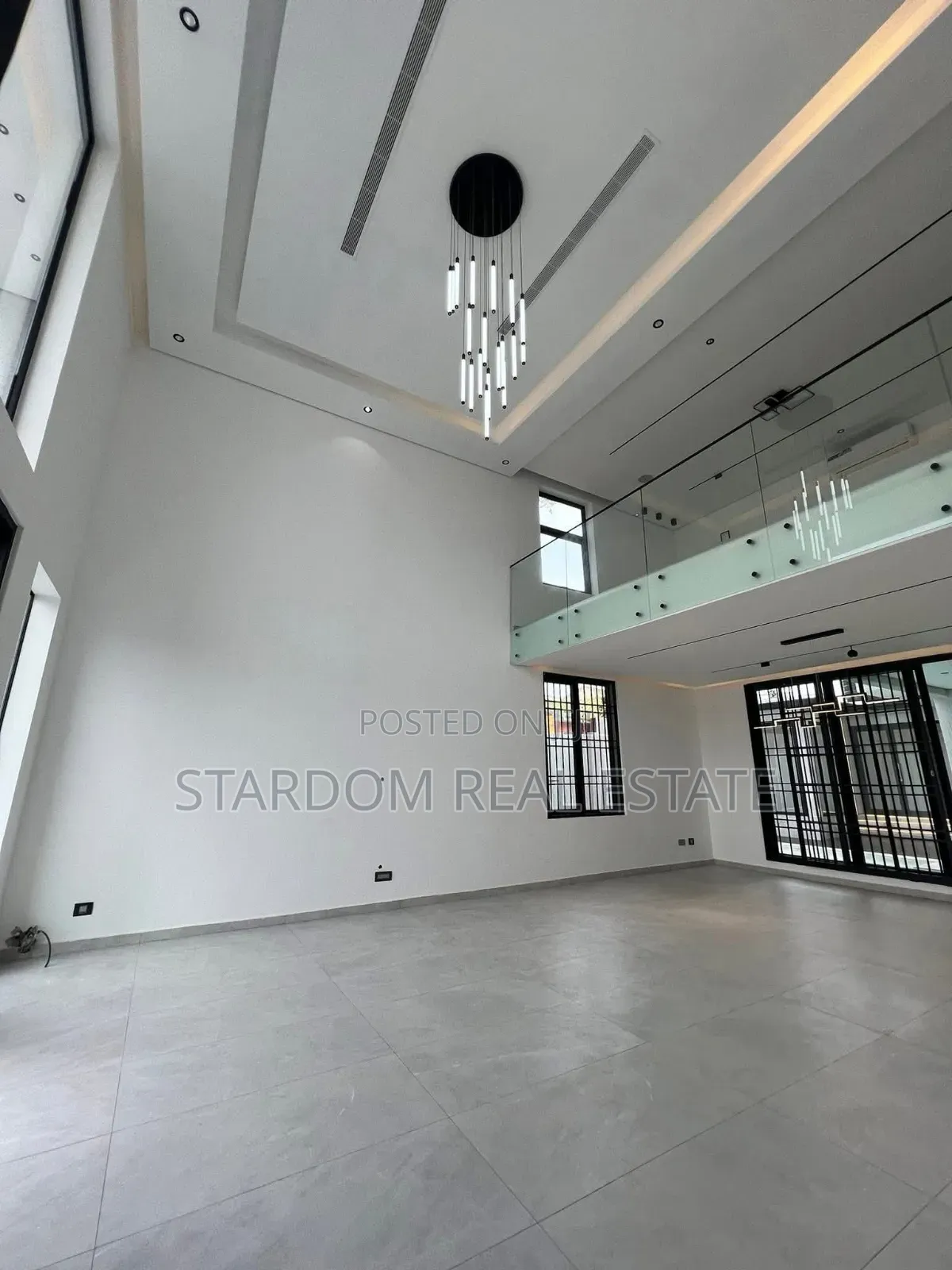 5bdrm Duplex in West Trassaco, East Legon for sale