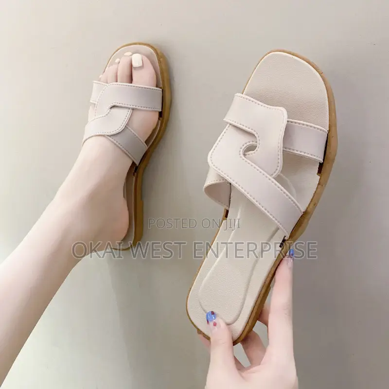 Chic Summer Cross-Band Slippers for Women ( Rubber Based)