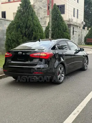 Kia Forte SX Hatchback 2016 Black