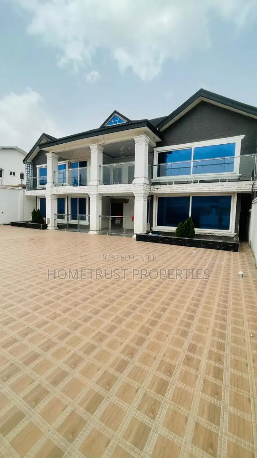 6bdrm House in Hometrust Properties, Tesano for rent