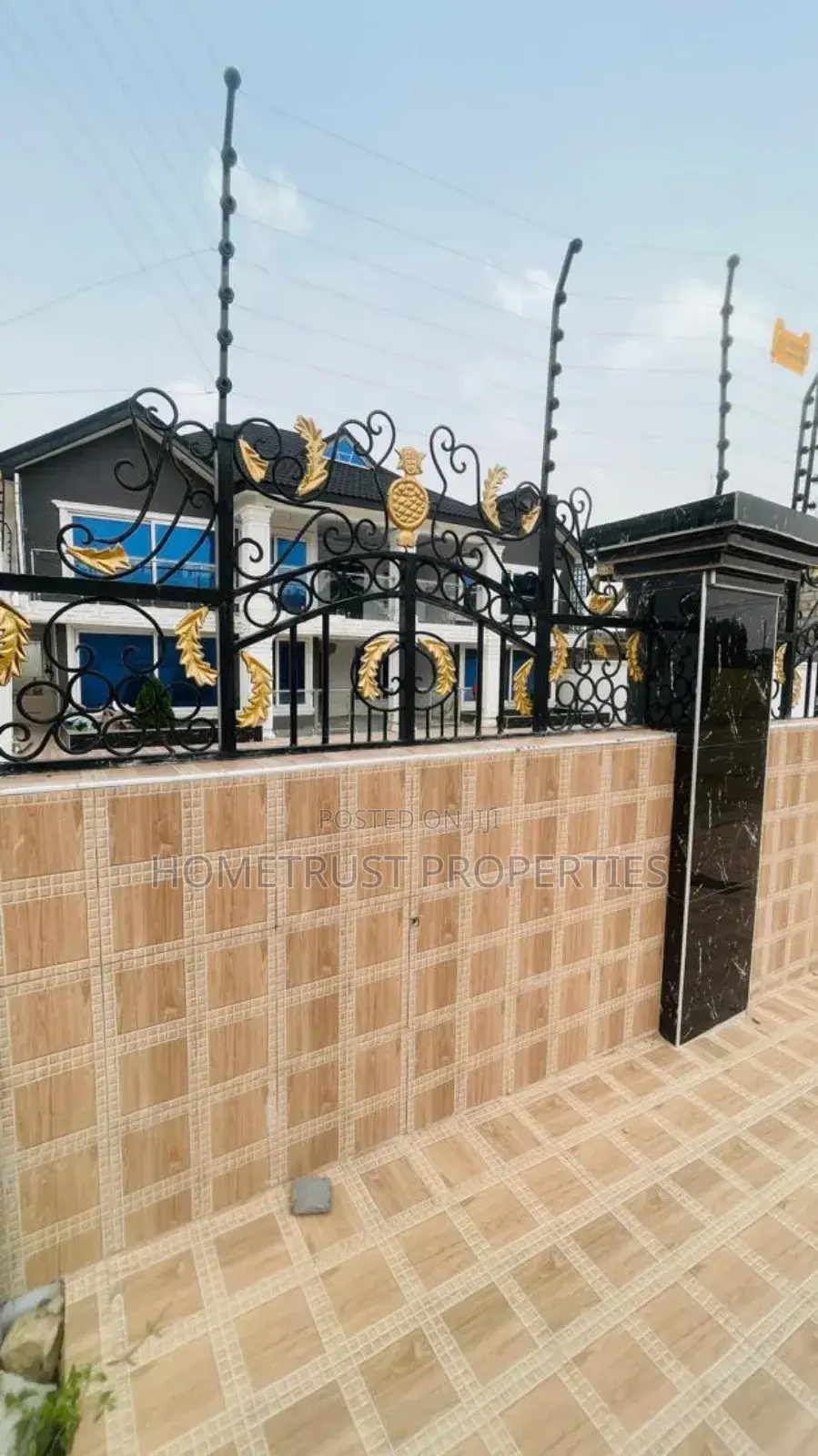 6bdrm House in Hometrust Properties, Tesano for rent