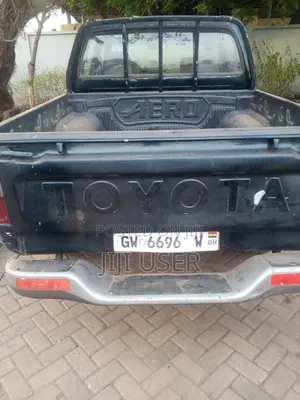 Toyota Hilux 2.5 Cab 2005 Blue