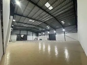 Prime Warehouse for Rent