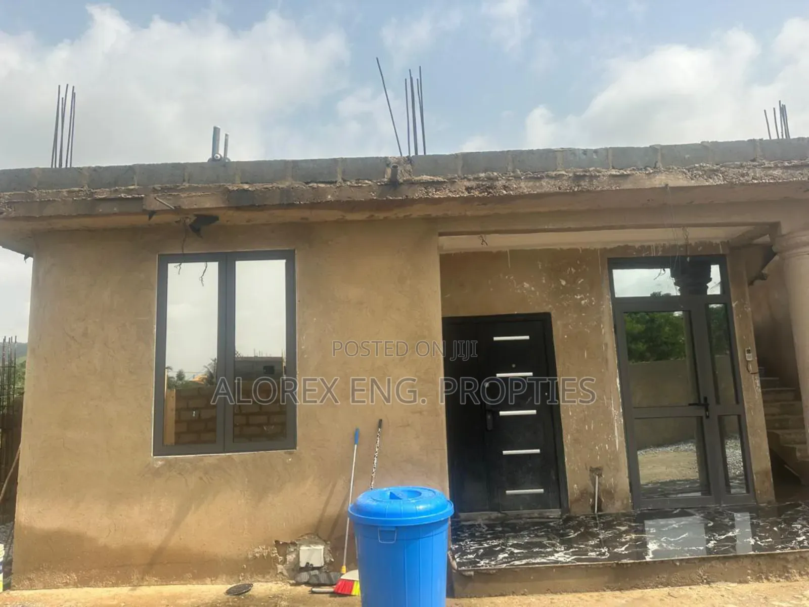 2bdrm House in Mayera Dunyo, Pokuase for sale