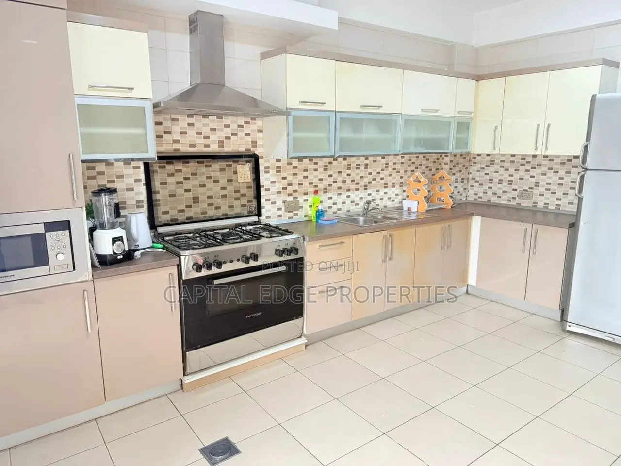 Furnished 3bdrm Apartment in Airport Residential Area for rent