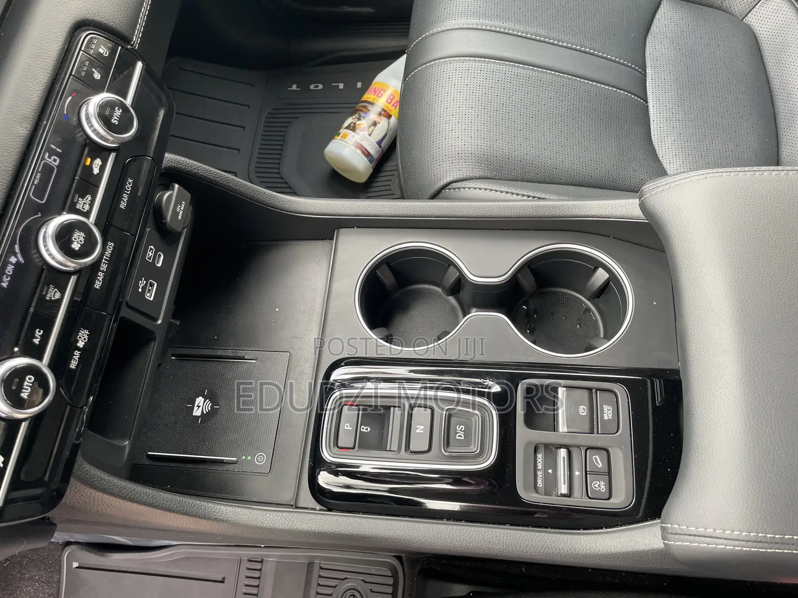 Honda Pilot Elite AWD 2024 White