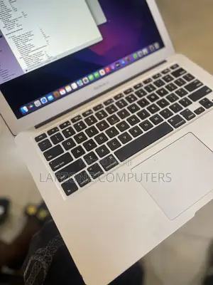 Laptop Apple MacBook Air 2017 8GB Intel Core i5 SSD 256GB