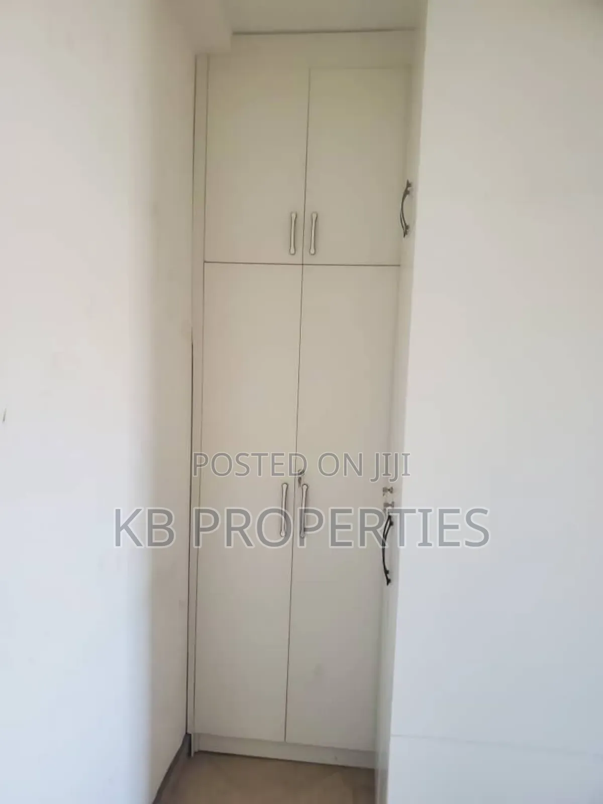5bdrm House in Kb Properties, Spintex for rent