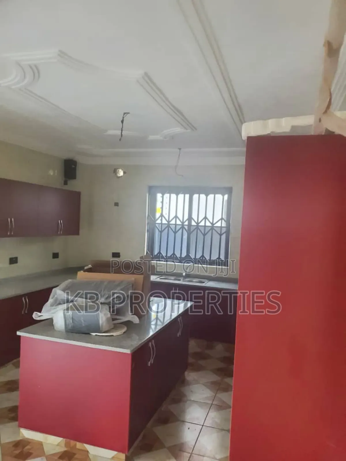 5bdrm House in Kb Properties, Spintex for rent