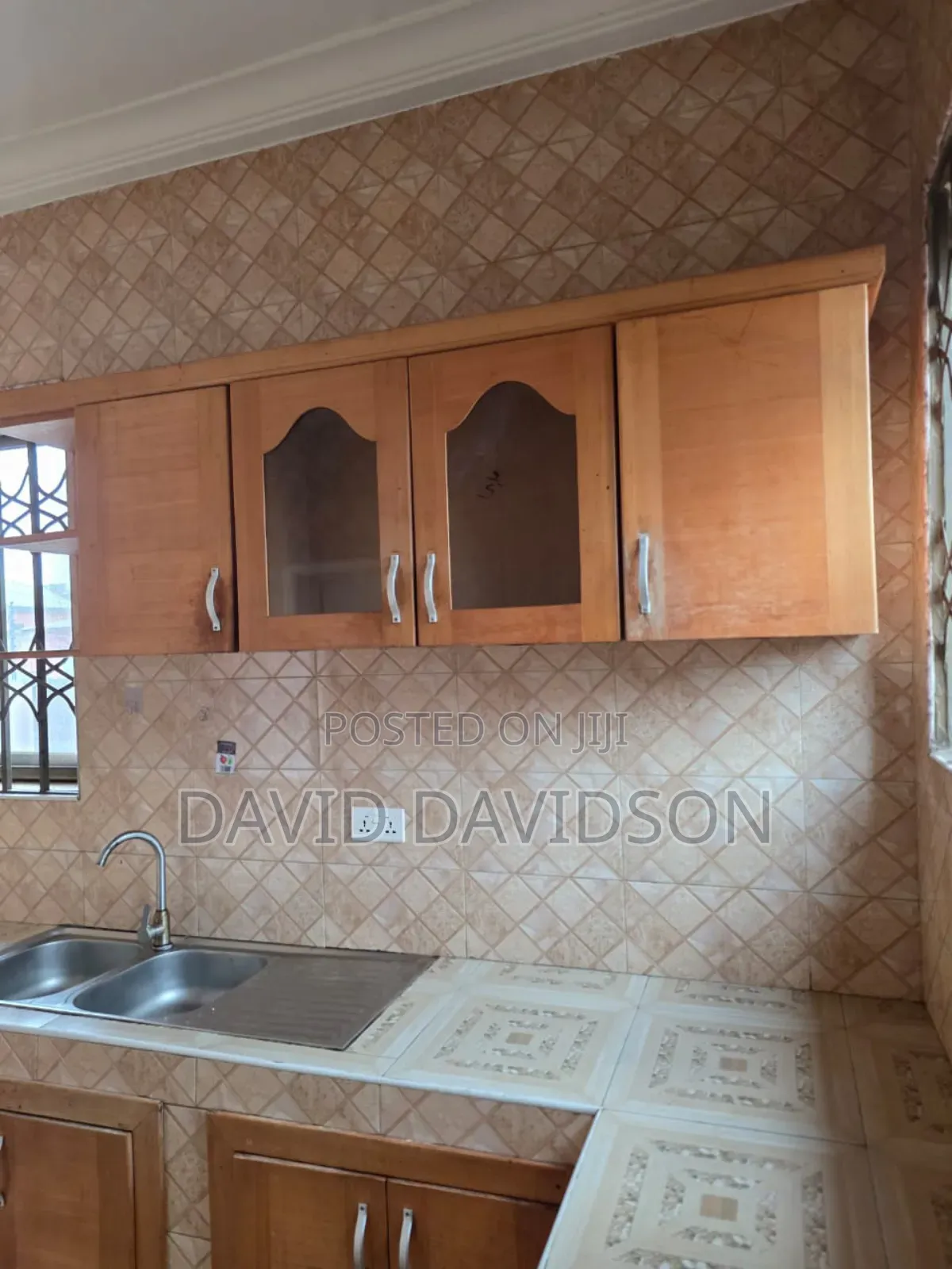 3bdrm Apartment in 3 Bedroom Apartment, Tema Metropolitan for rent