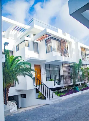 Furnished 5bdrm House in Cantonment, Cantonments for rent