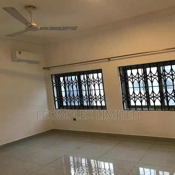 3bdrm Apartment in MTN Area for sale