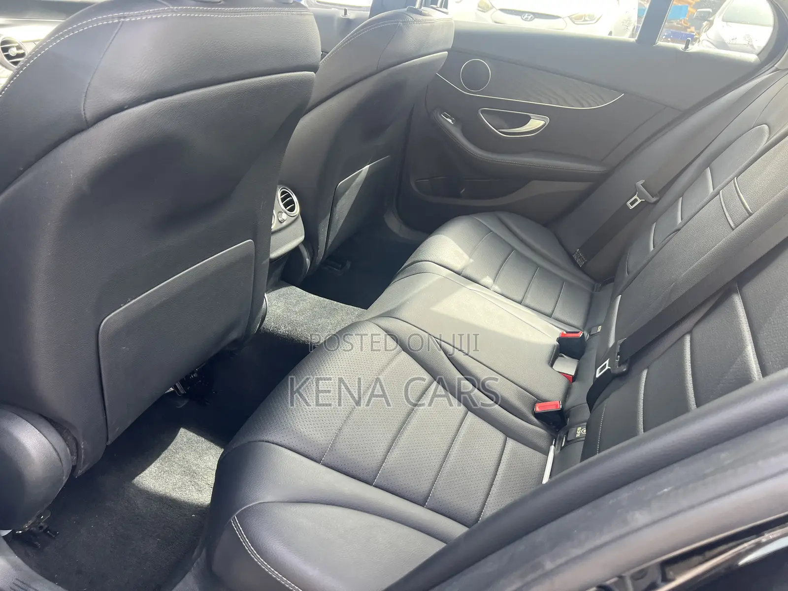 Mercedes-Benz C300 Base 4Matic Sedan AWD (2.0L 4cyl 7A) 2016 Black