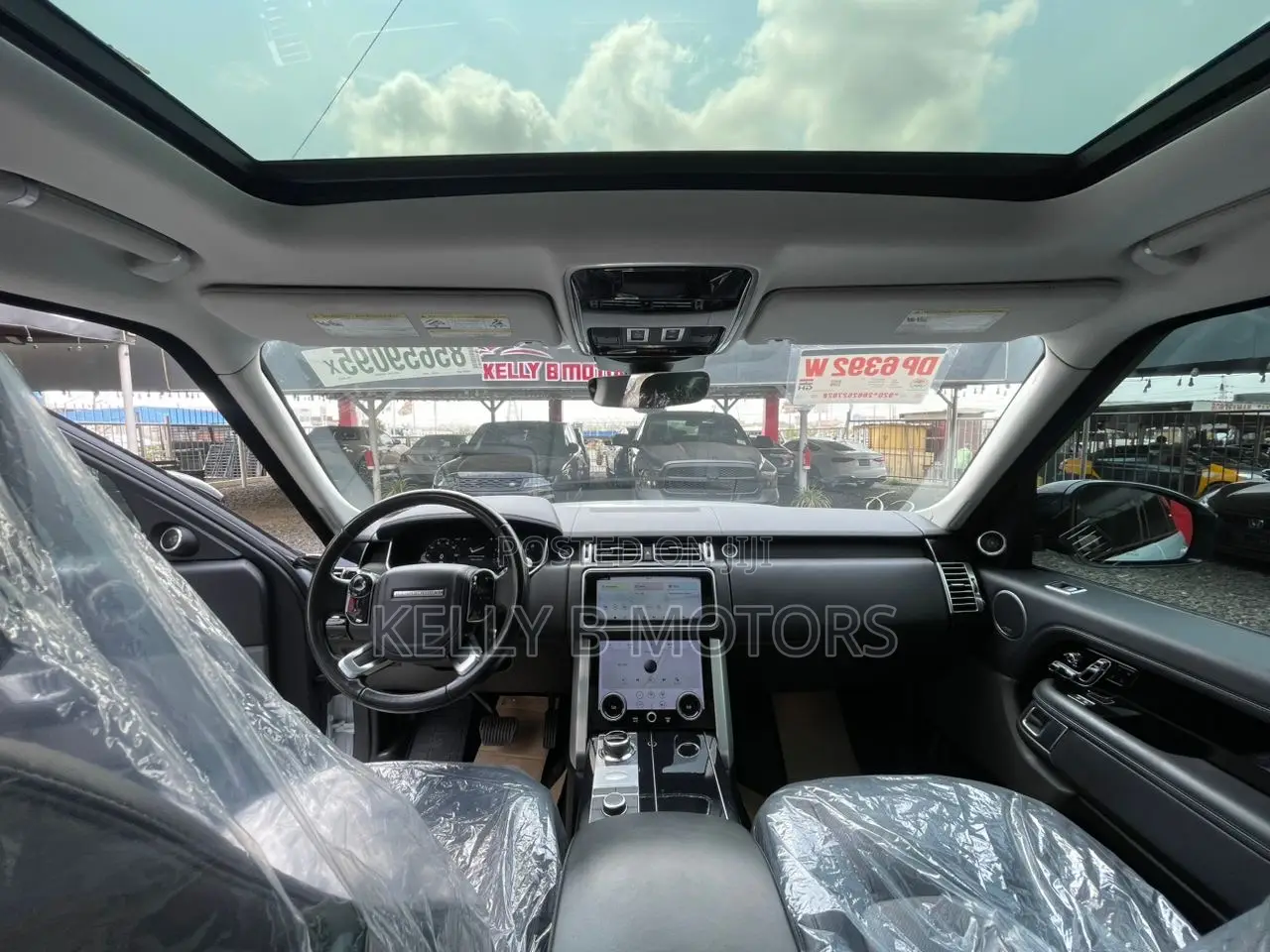 Land Rover Range Rover Vogue 2019 White