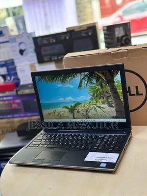 Laptop Dell Precision 7530 32GB Intel Core I7 SSD 512GB