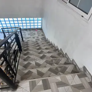 2bdrm Apartment in MTN Area for rent