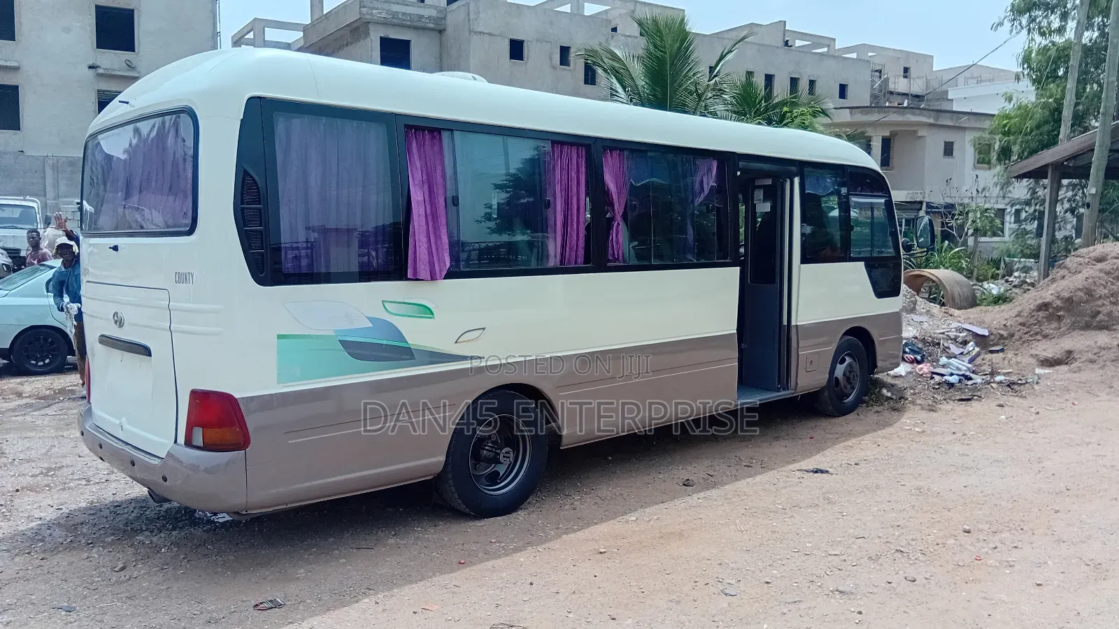 Hyundai County 2015 Black