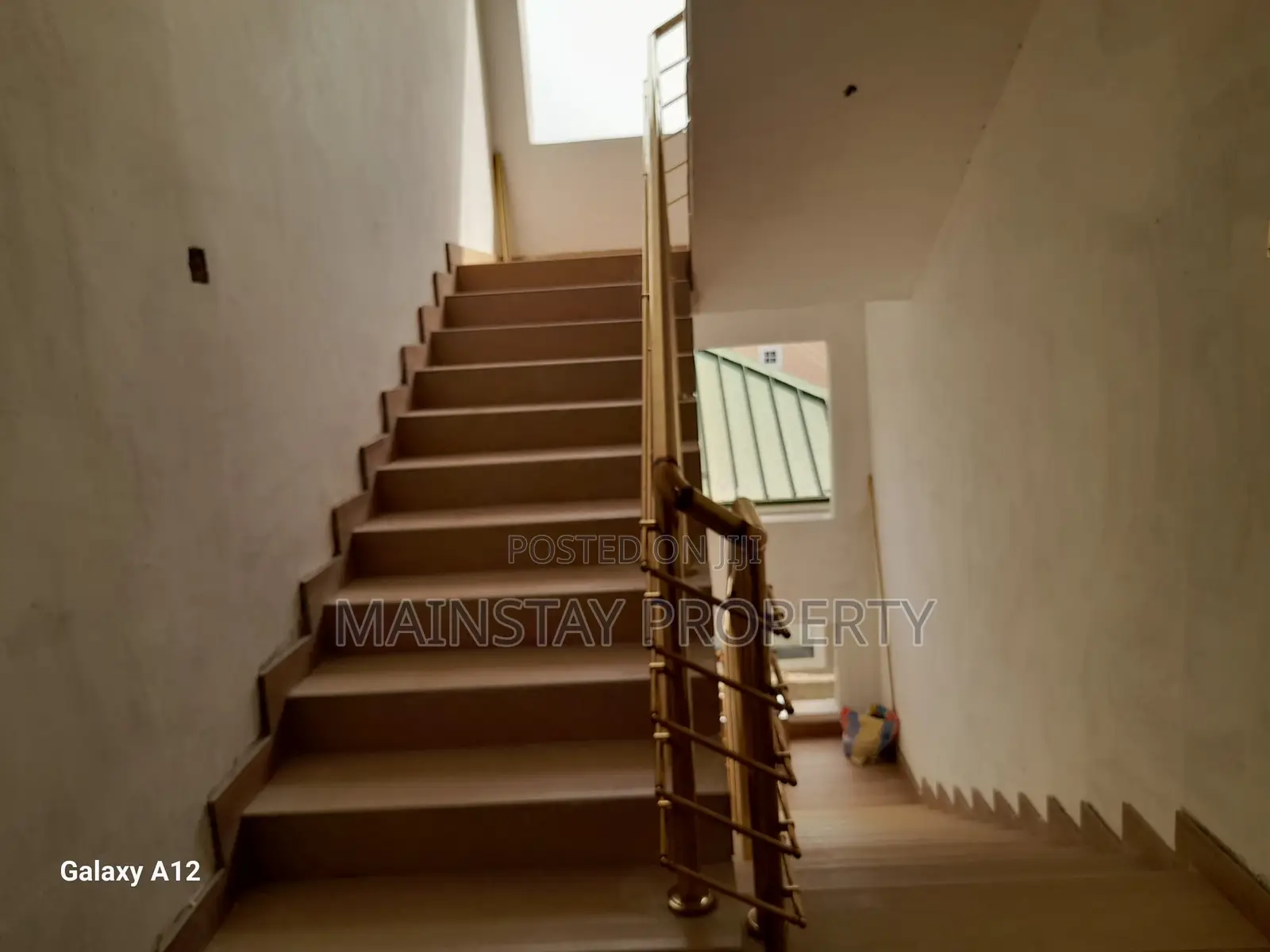 2bdrm Apartment in Mainstay Estates, Airport Residential Area for rent