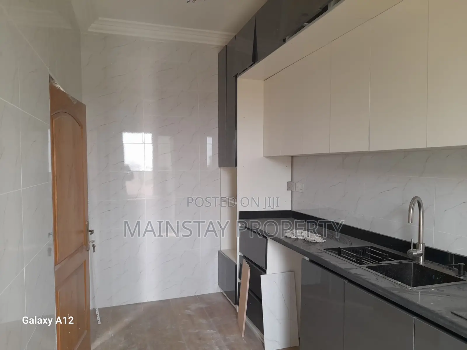 2bdrm Apartment in Mainstay Estates, Airport Residential Area for rent