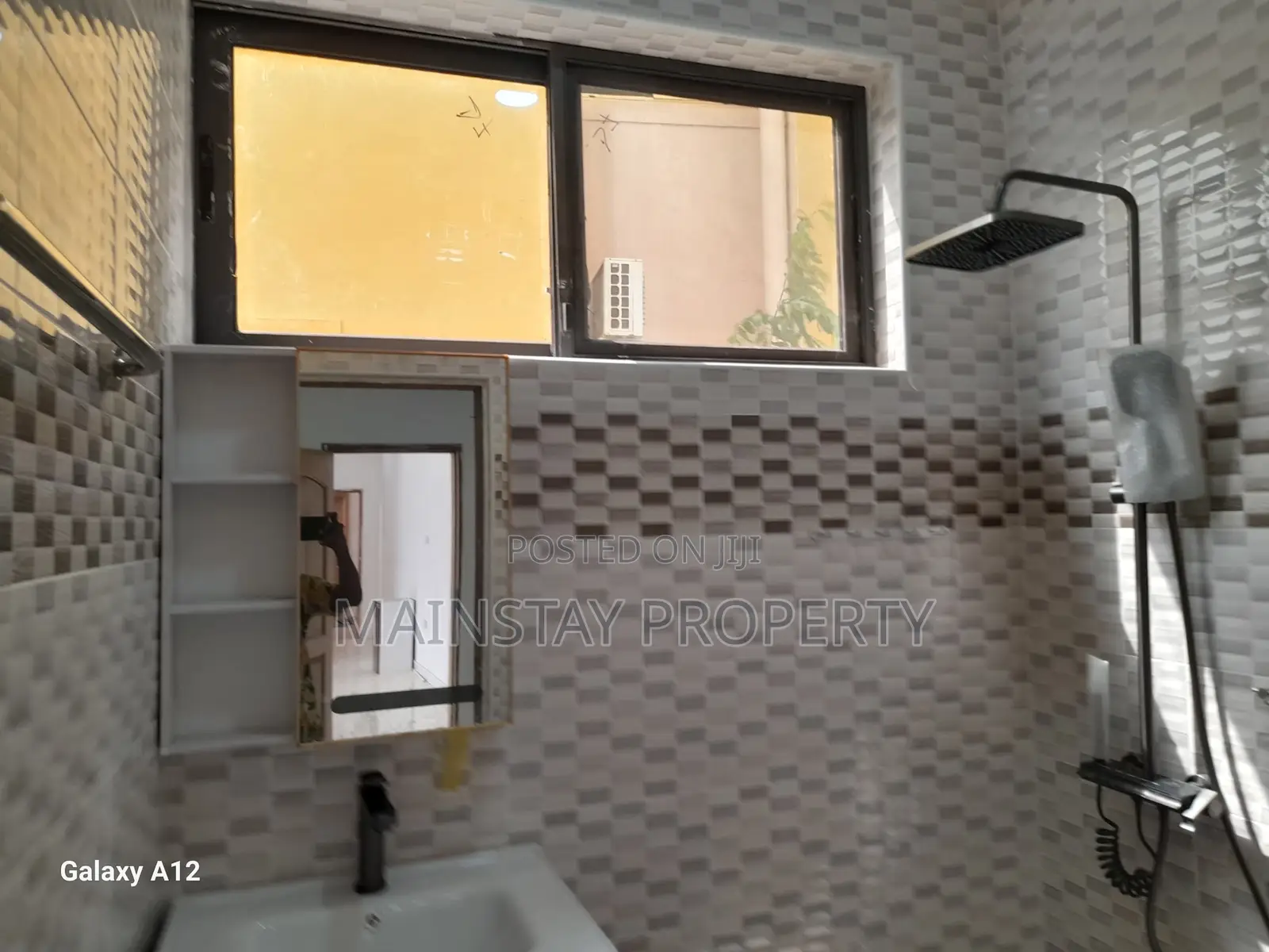 2bdrm Apartment in Mainstay Estates, Airport Residential Area for rent