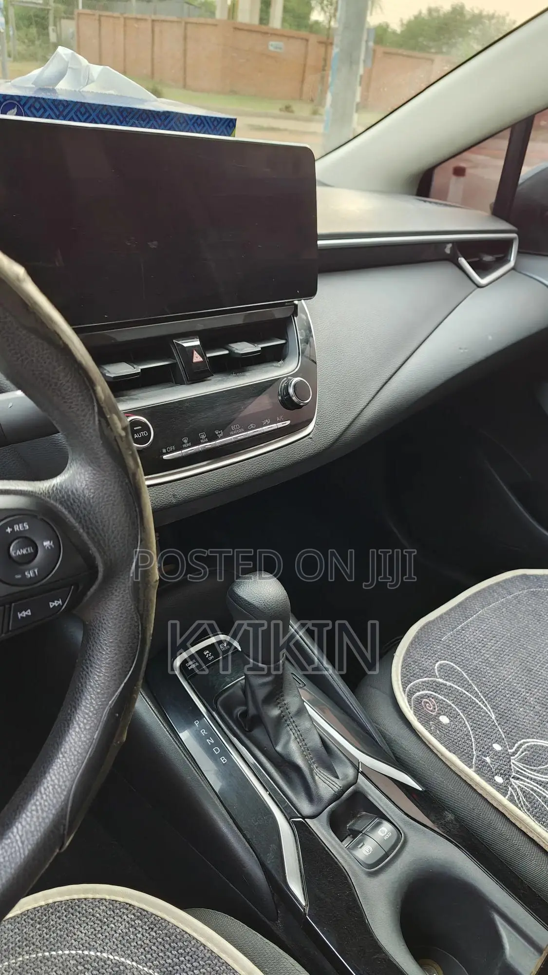 Toyota Corolla LE 2022 Blue