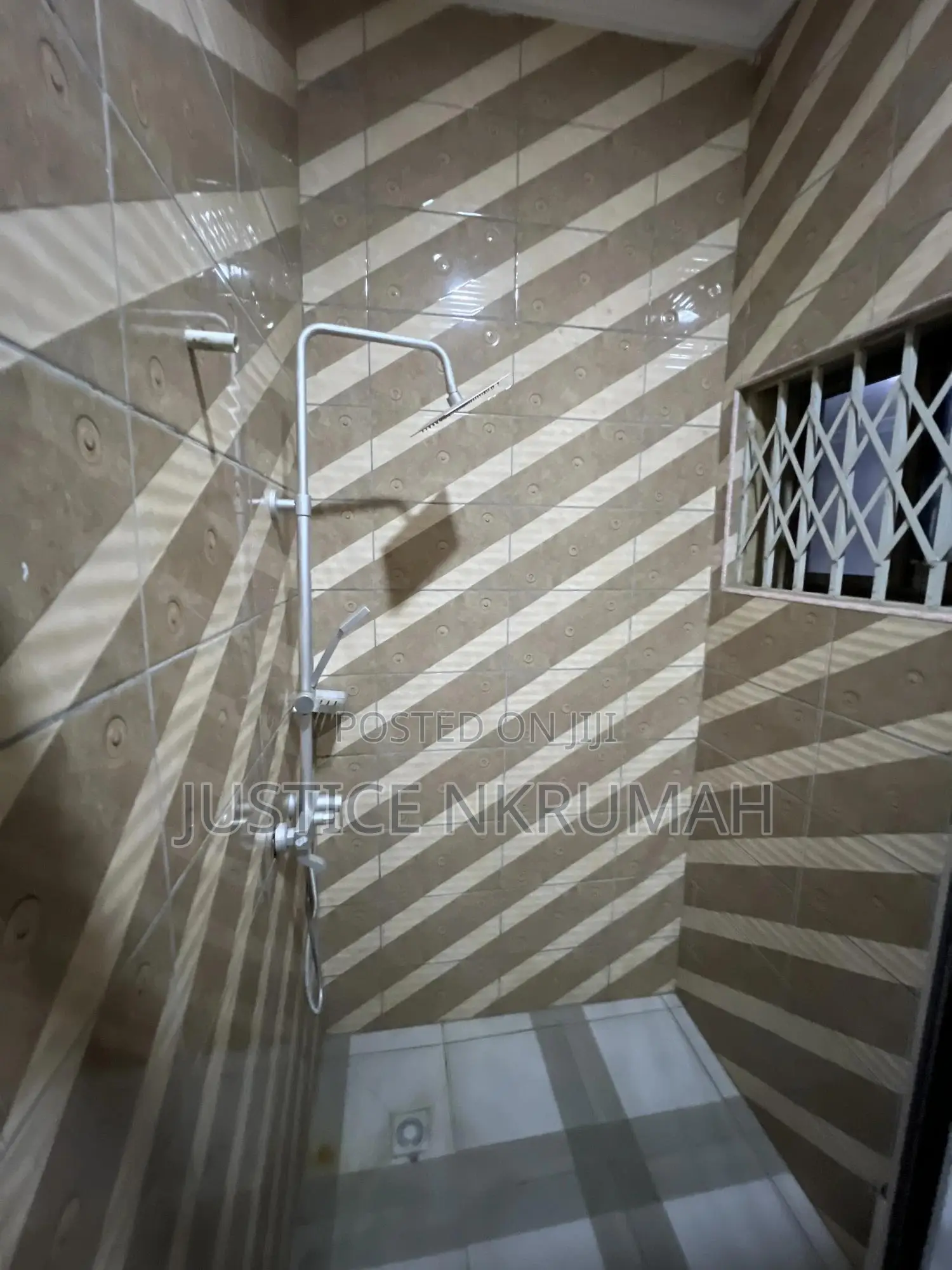 2bdrm Apartment in Mr Justice Estate, Old Barrier for rent