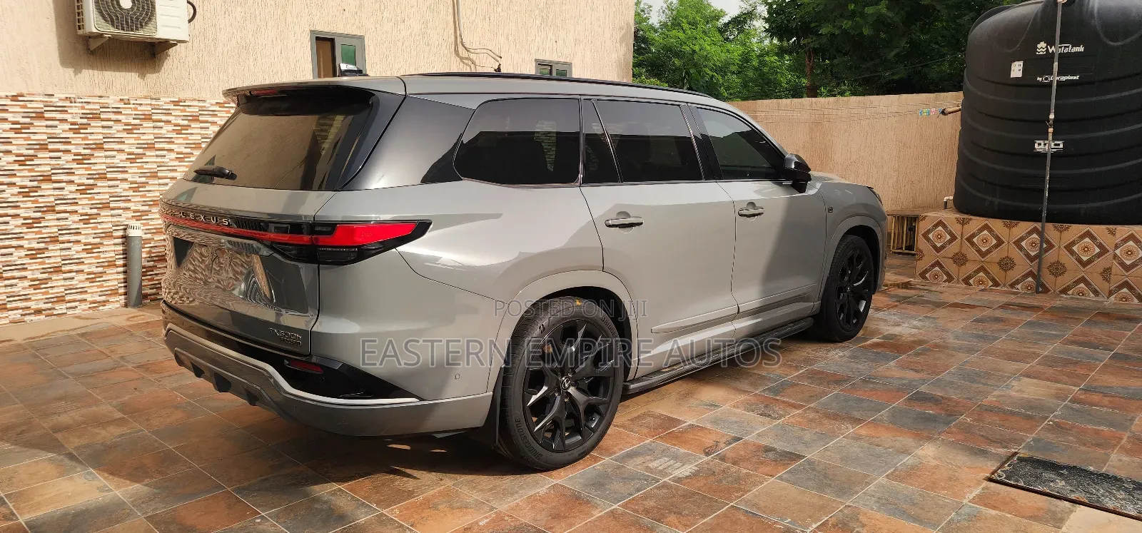 Lexus TX TX 550h+ AWD 2024 Gray