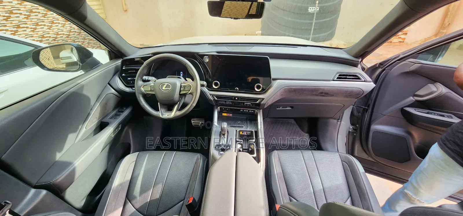 Lexus TX TX 550h+ AWD 2024 Gray