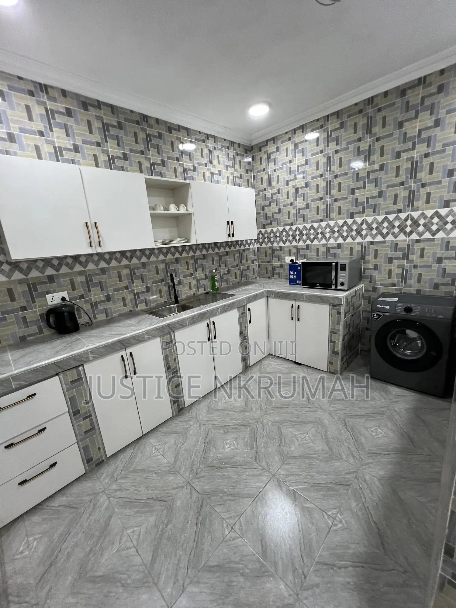 1bdrm Apartment in Mr Justice Estate, Old Barrier for rent