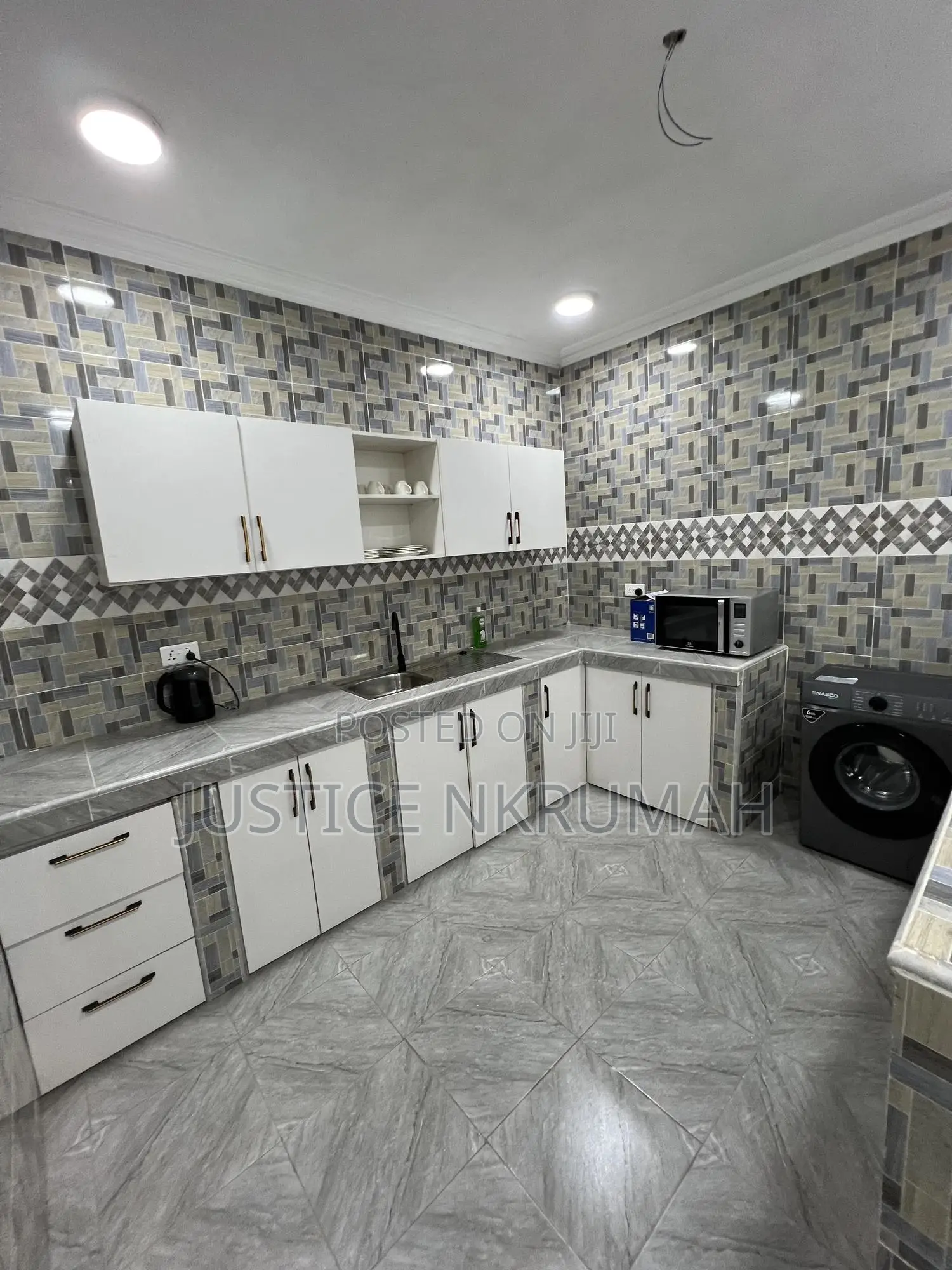 1bdrm Apartment in Mr Justice Estate, Old Barrier for rent