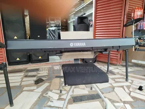 Yamaha Digital Piano P-95