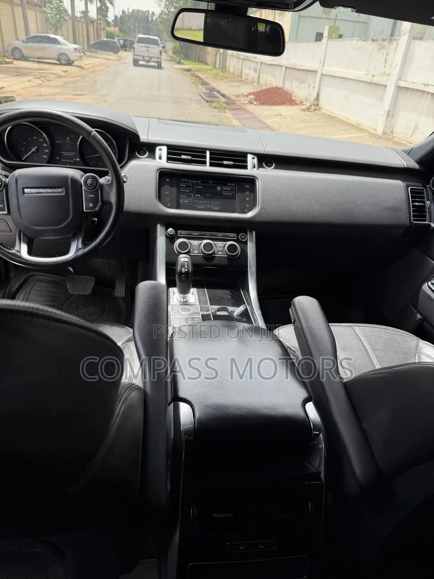 Land Rover Range Rover 3.0L Supercharged HSE 2016 Black