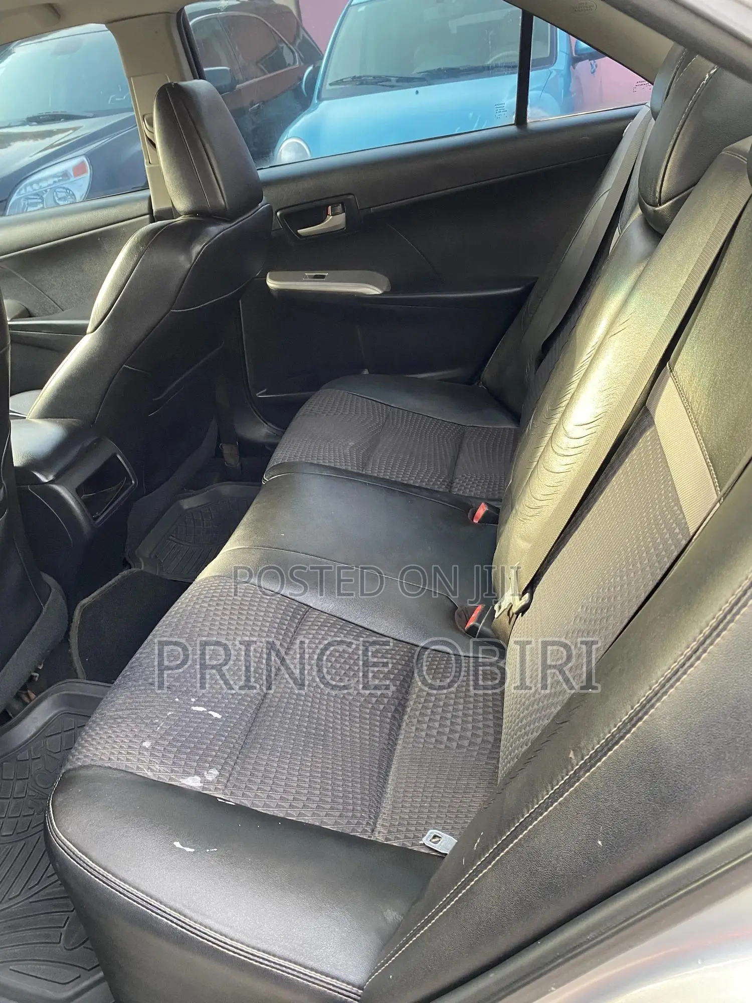 Toyota Camry SE 4dr Sedan (2.5L 4cyl 6A) 2013 Silver