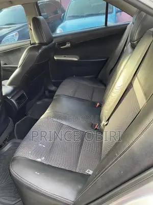 Toyota Camry SE 4dr Sedan (2.5L 4cyl 6A) 2013 Silver