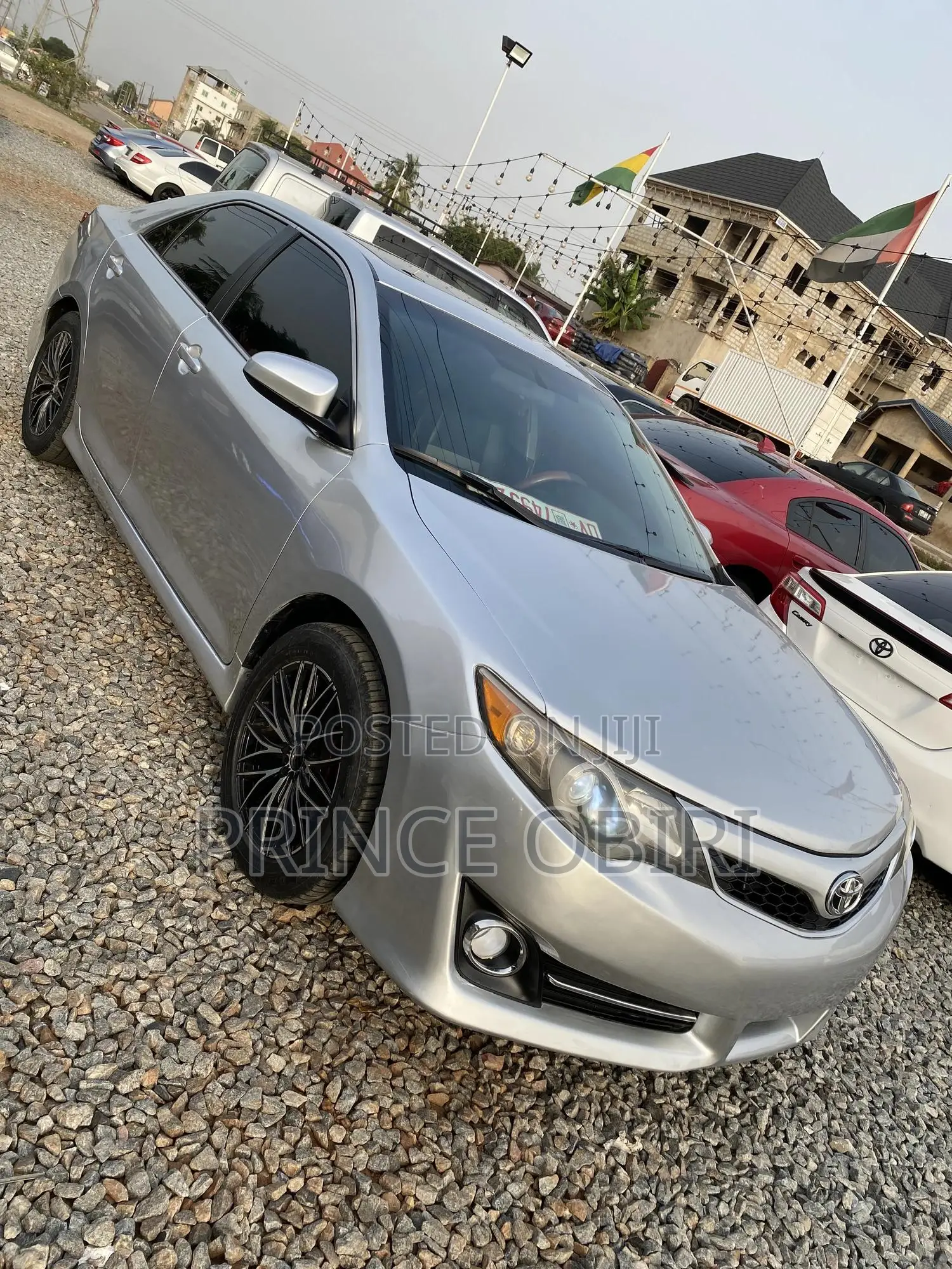 Toyota Camry SE 4dr Sedan (2.5L 4cyl 6A) 2013 Silver